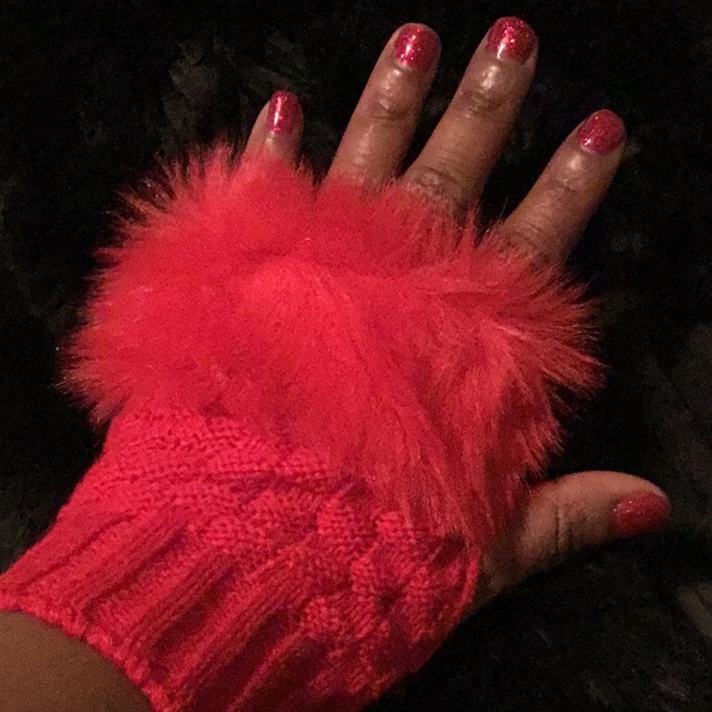 Red faux fur gloves